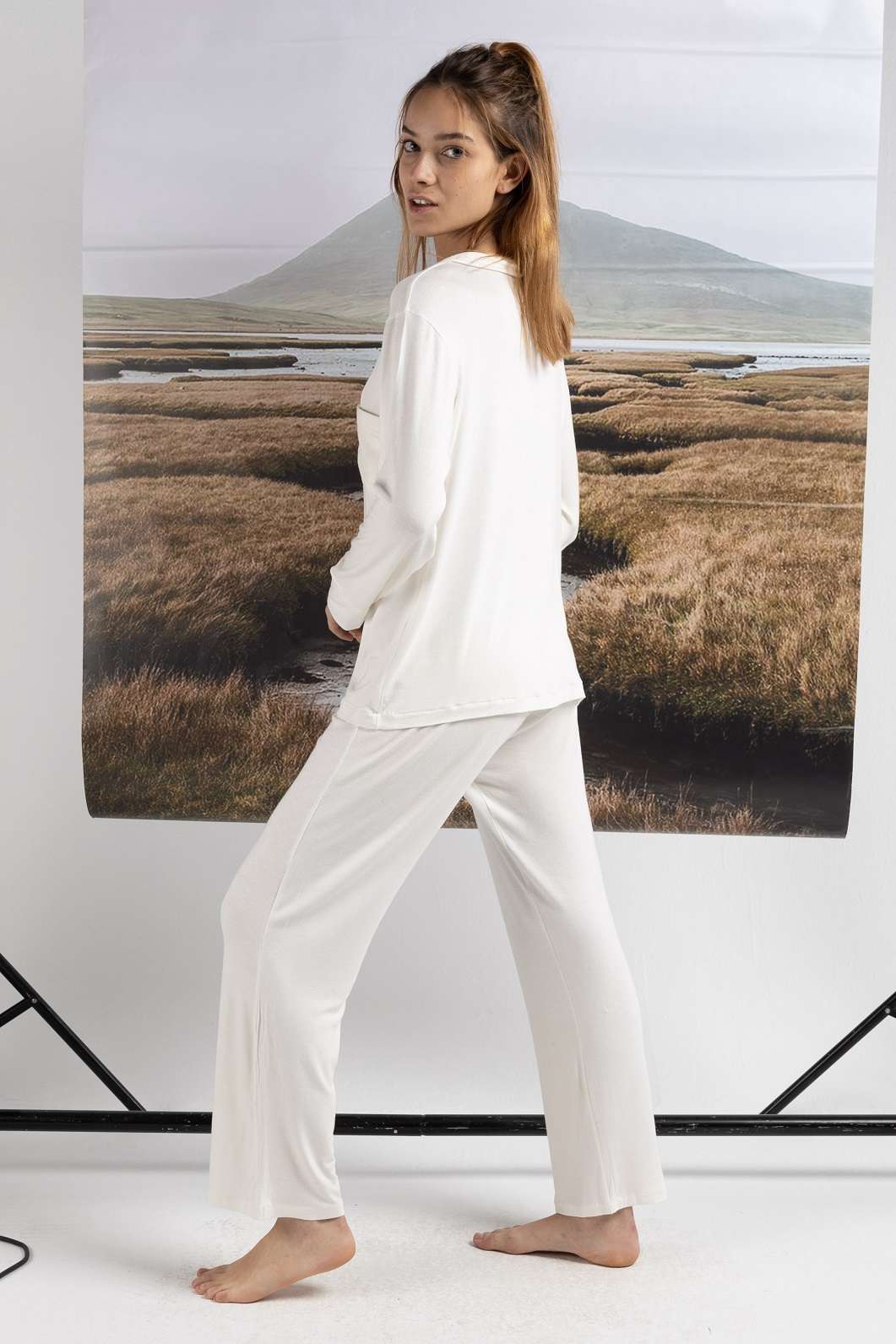 Nina Comfiest PJs – White