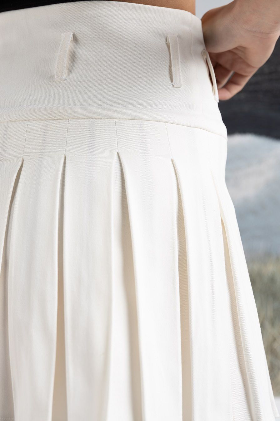 Adeera Skirt – White