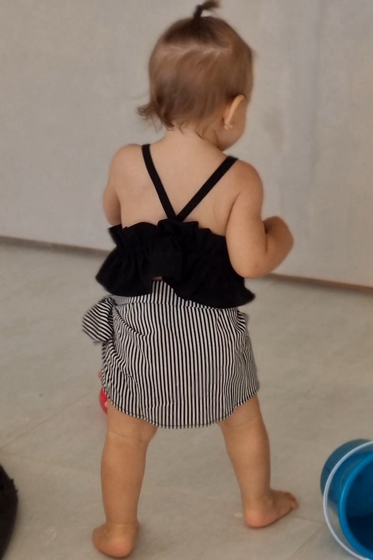 Lexika Top – Black