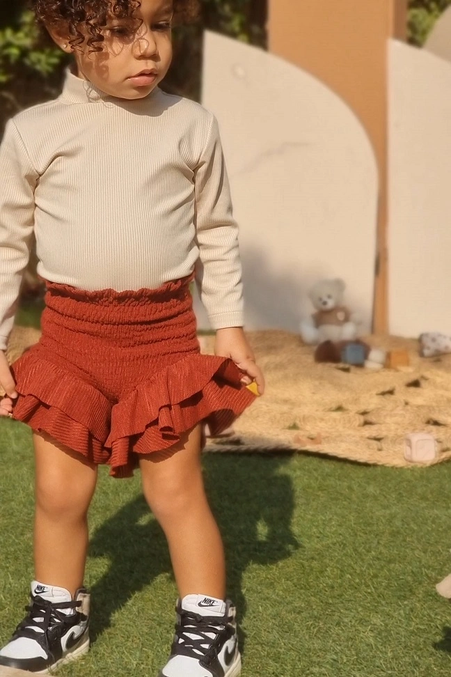 Layla Shorts – Red