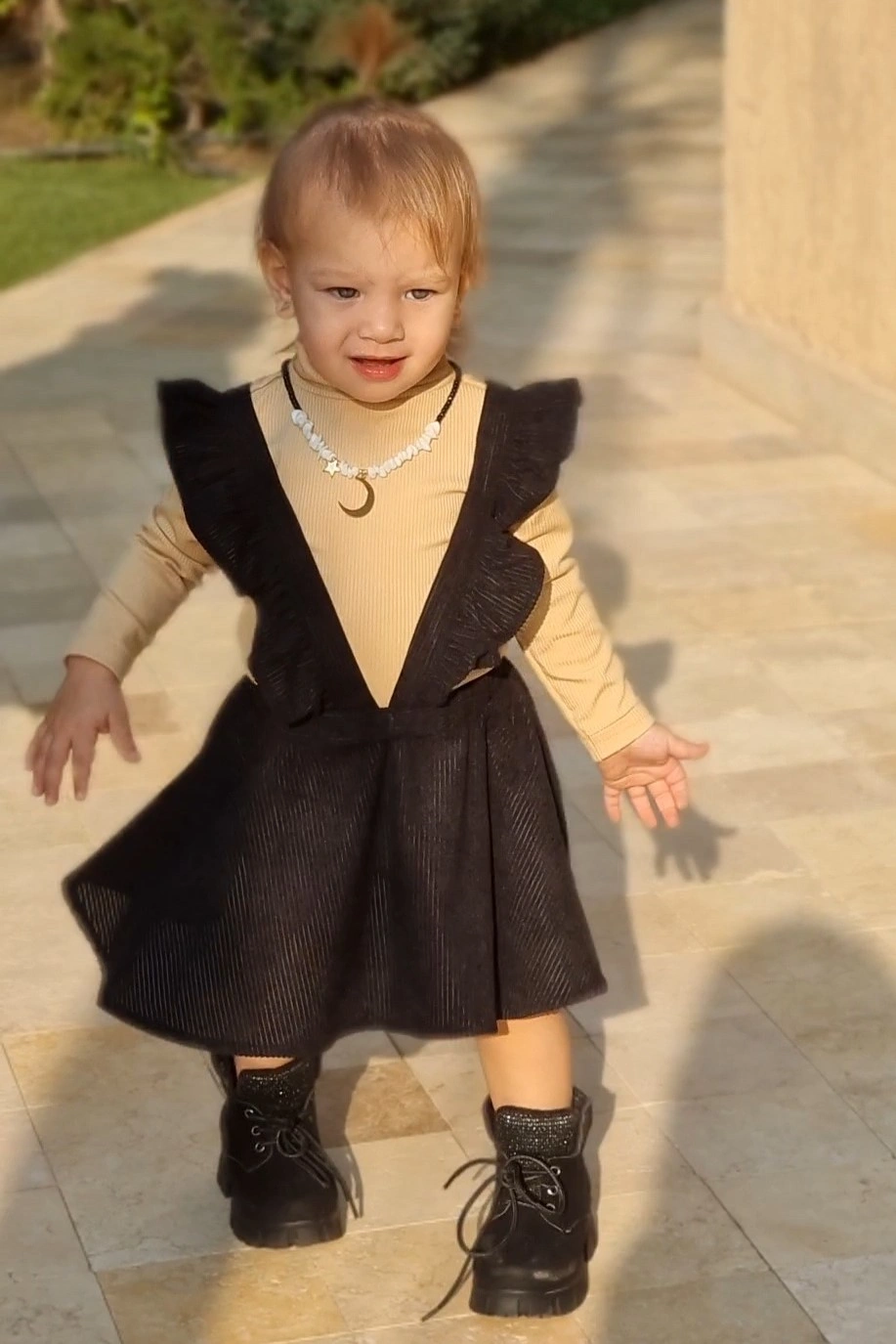 Toula Skirt – Black