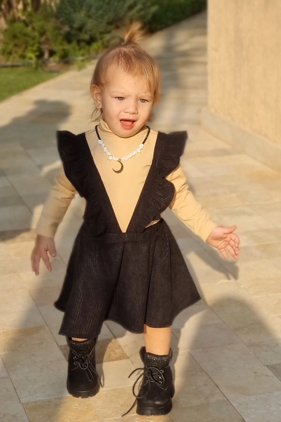 Toula Skirt – Black