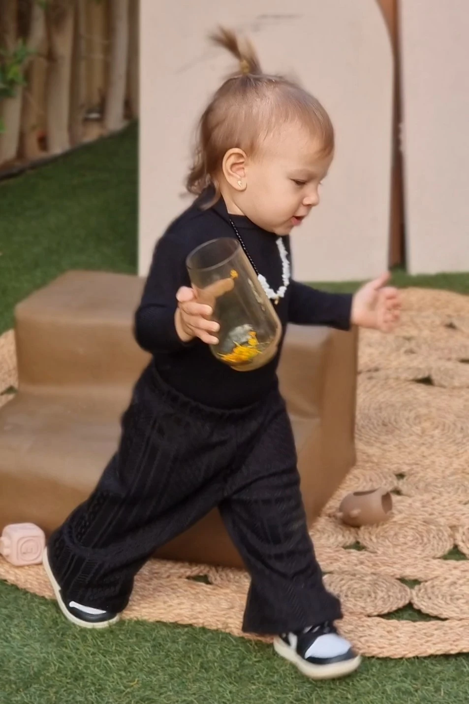 Jaleelah Pants – Black