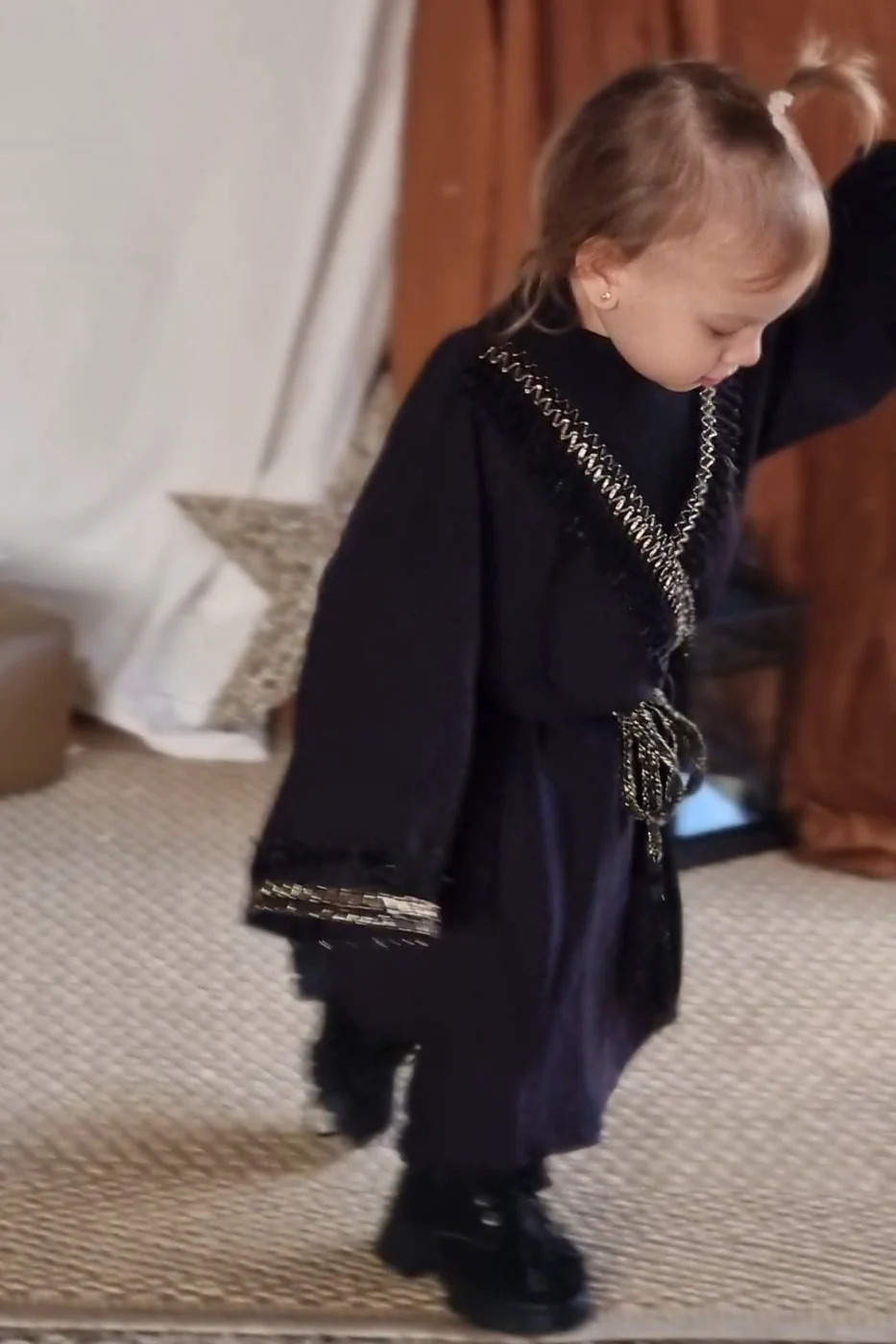 Baby Thurayya Kaftan – Black