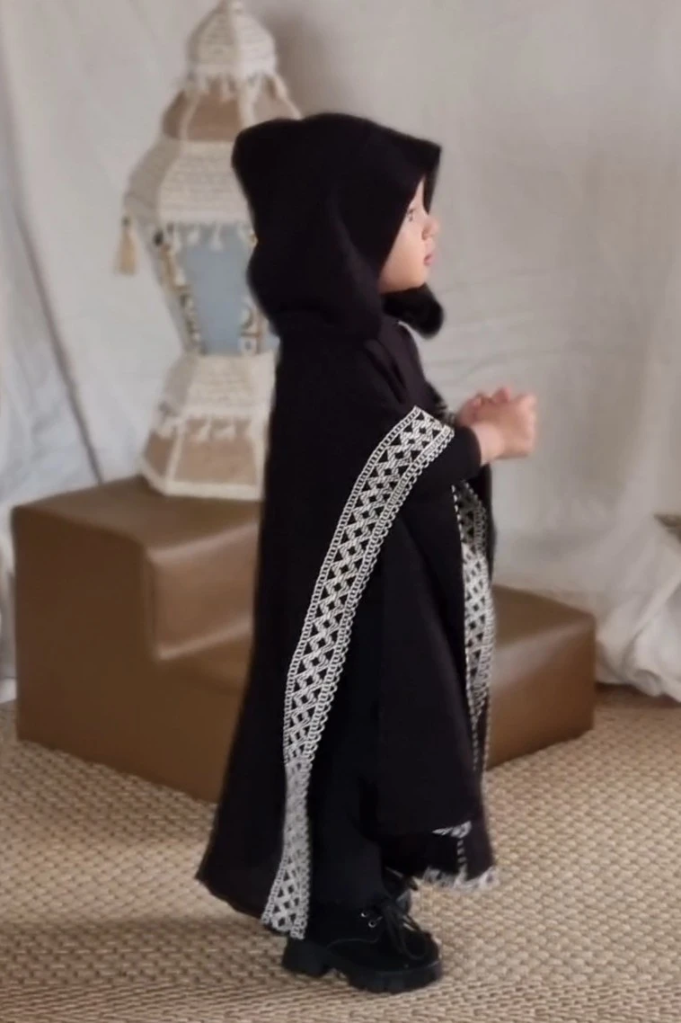 Layali Unisex Hooded Kaftan – Black