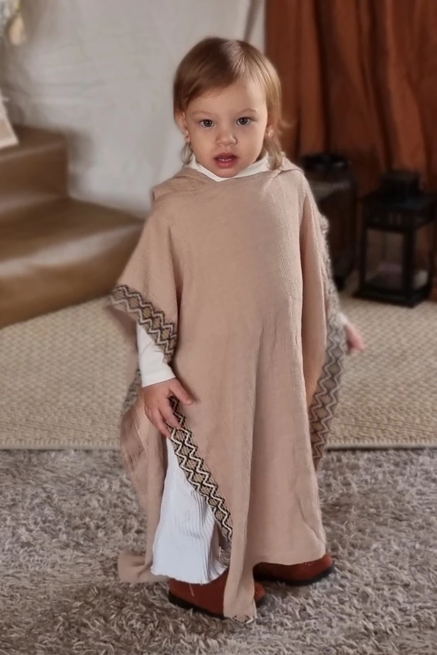 Layali Unisex Hooded Kaftan – Beige