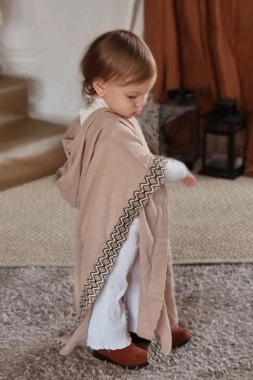 Layali Unisex Hooded Kaftan – Beige