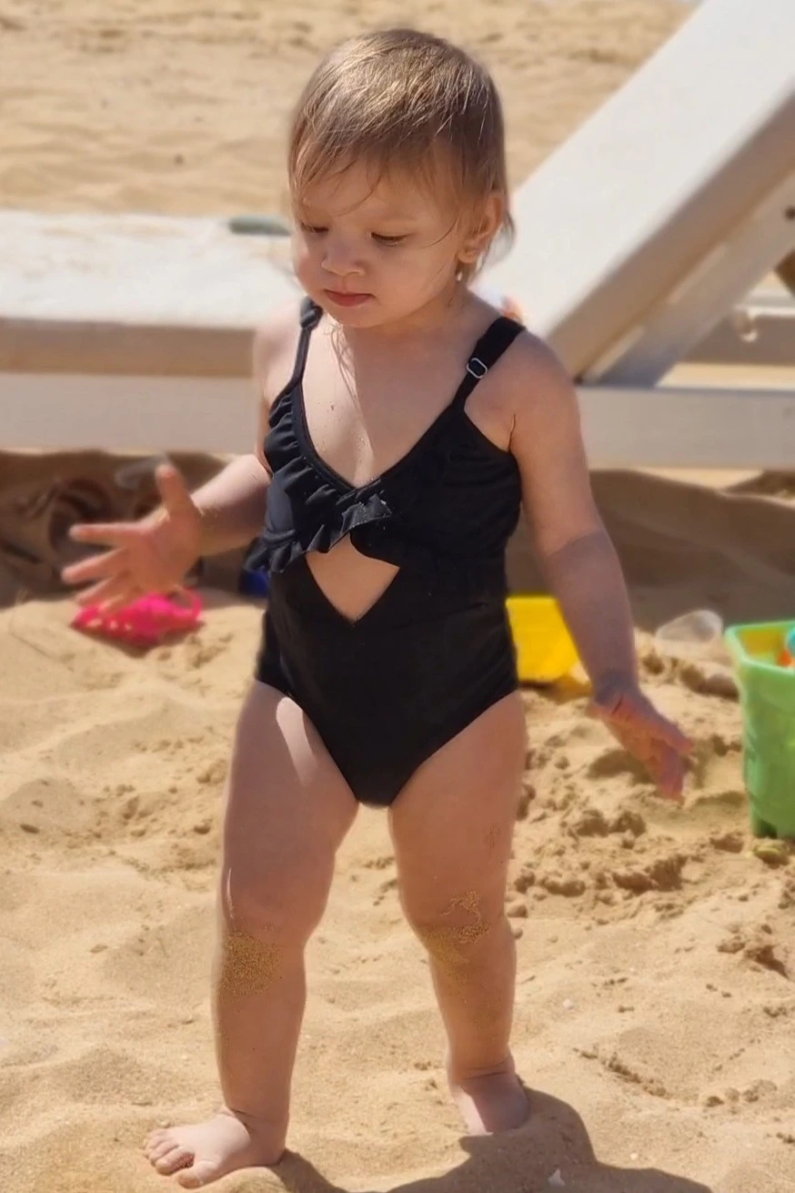 Talia Shore Swimsuit – Black