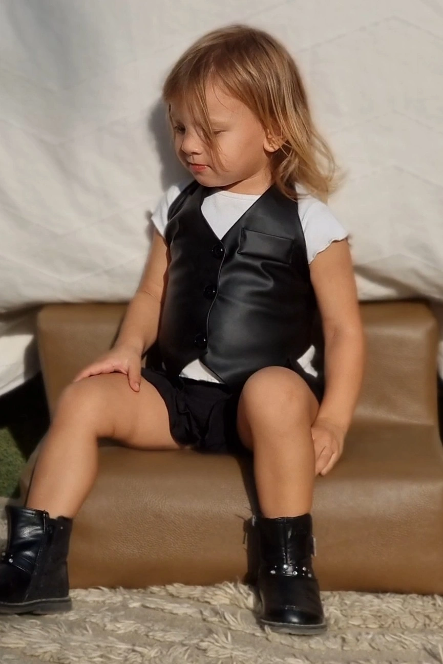 Toutie Vest – Leather