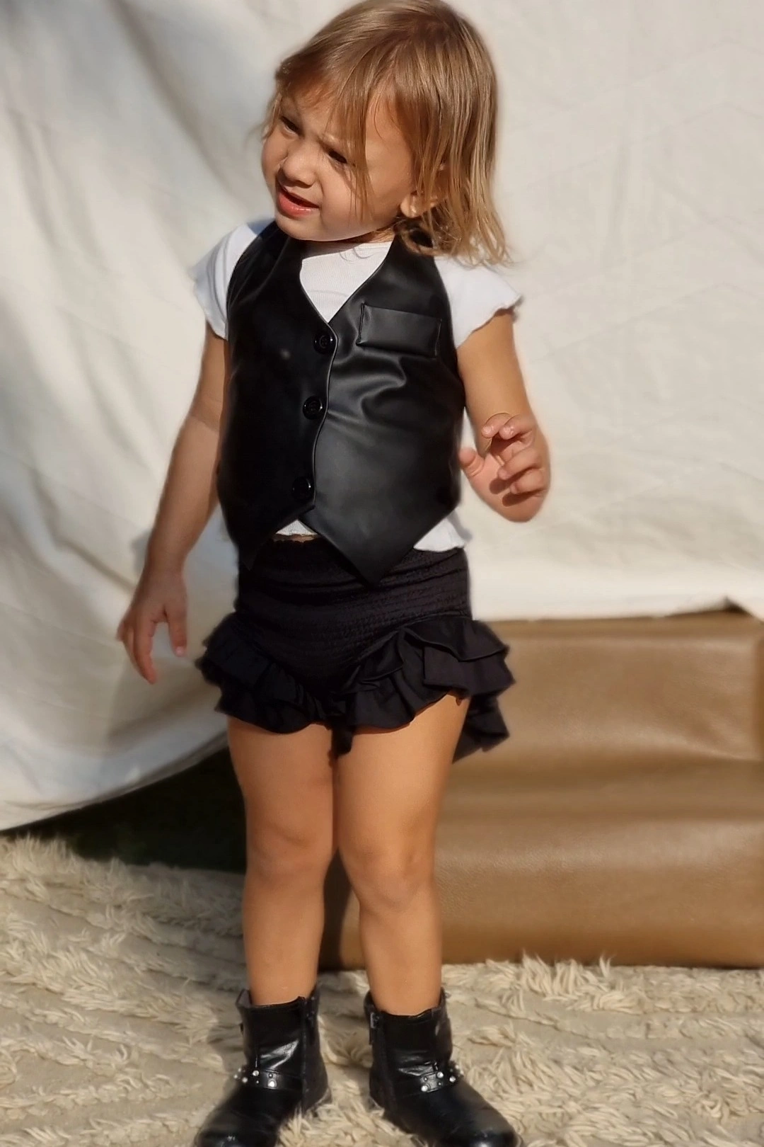 Toutie Vest – Leather